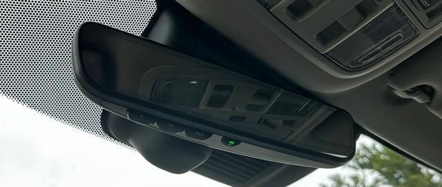 Used 2018 Honda Accord Touring image 32