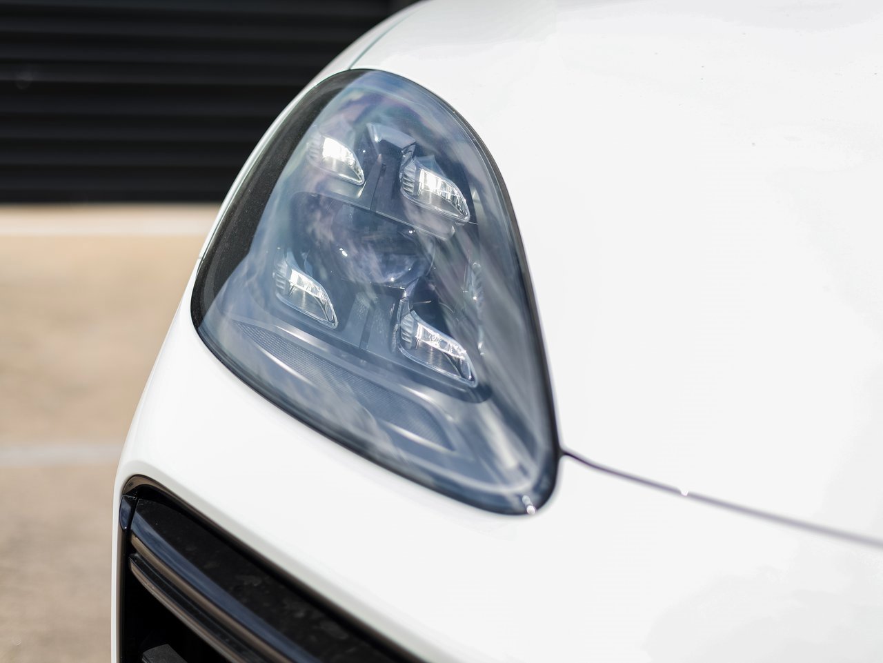 Certified 2022 Porsche Cayenne Turbo image 13