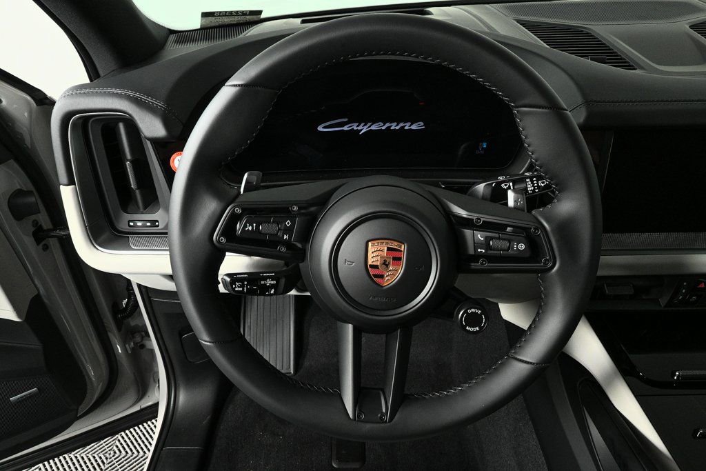 New 2026 Porsche Cayenne image 9