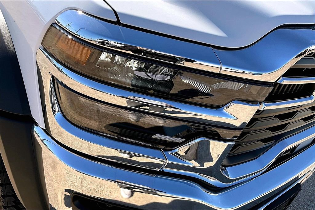 New 2026 RAM 5500 Tradesman image 15