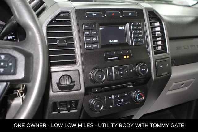 Used 2017 Ford F250 XL w/ Power Equipment Group RWD image 19