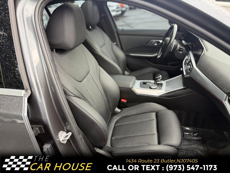 Used 2021 BMW 330i xDrive Sedan w/ Convenience Package AWD/4WD image 22