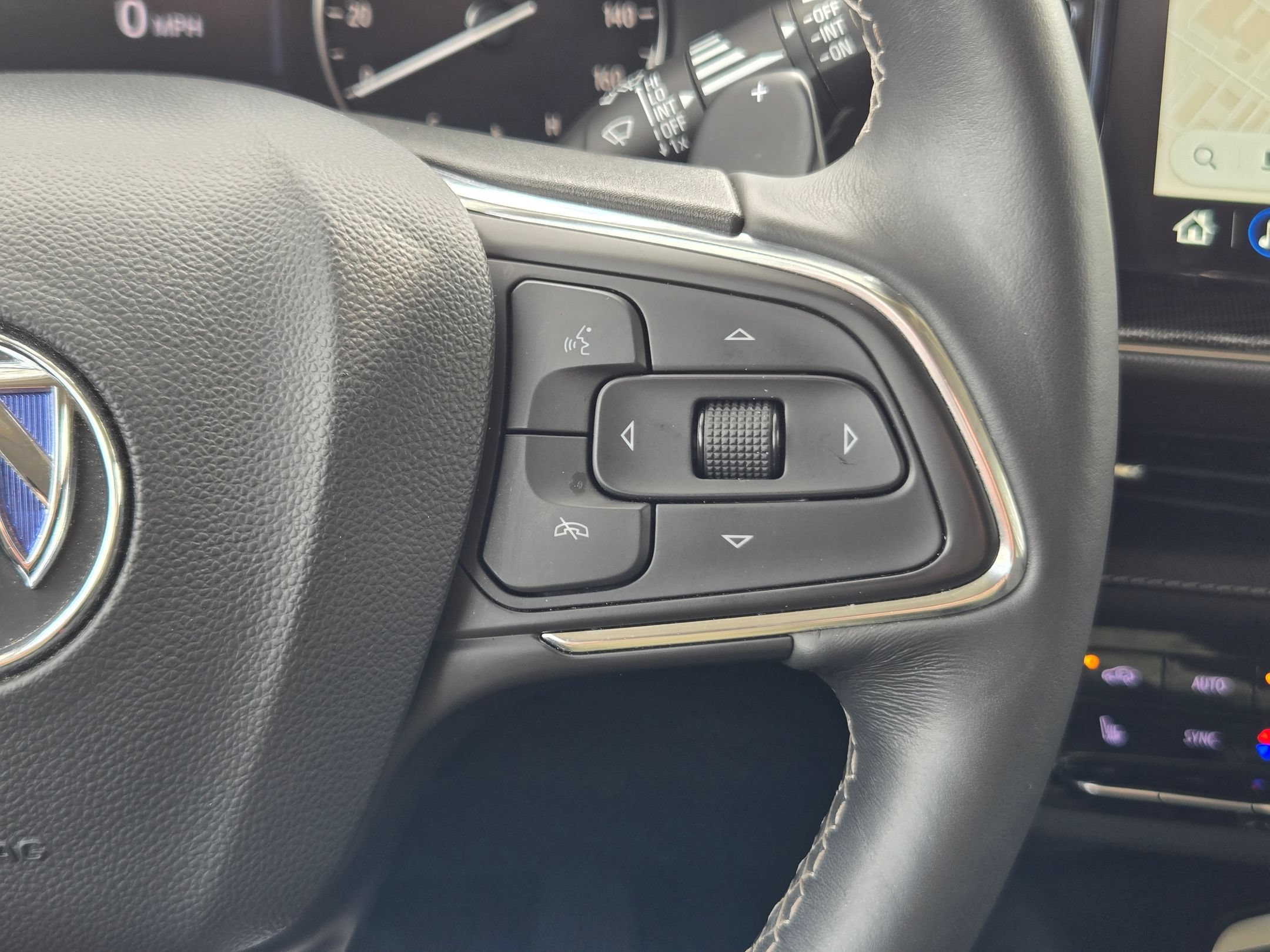 Certified 2023 Buick Envision Preferred AWD/4WD image 13