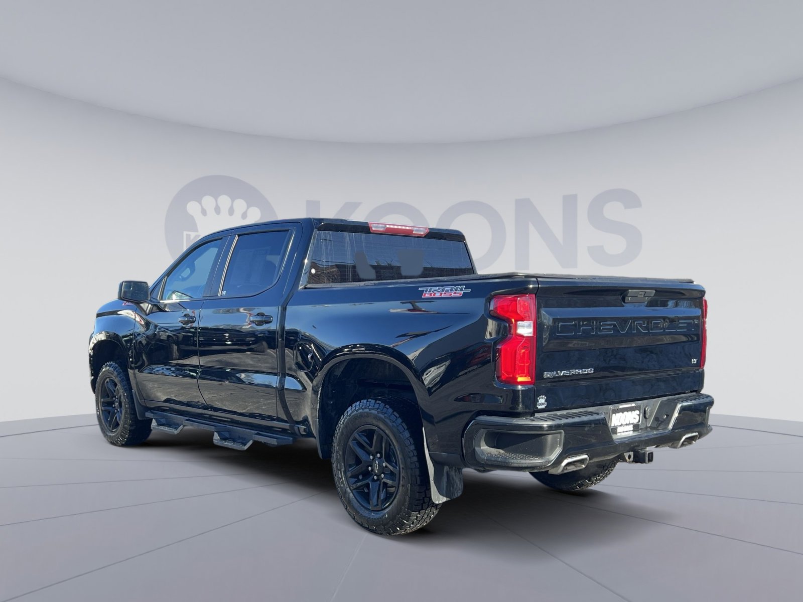 Used 2021 Chevrolet Silverado 1500 LT Trail Boss image 4
