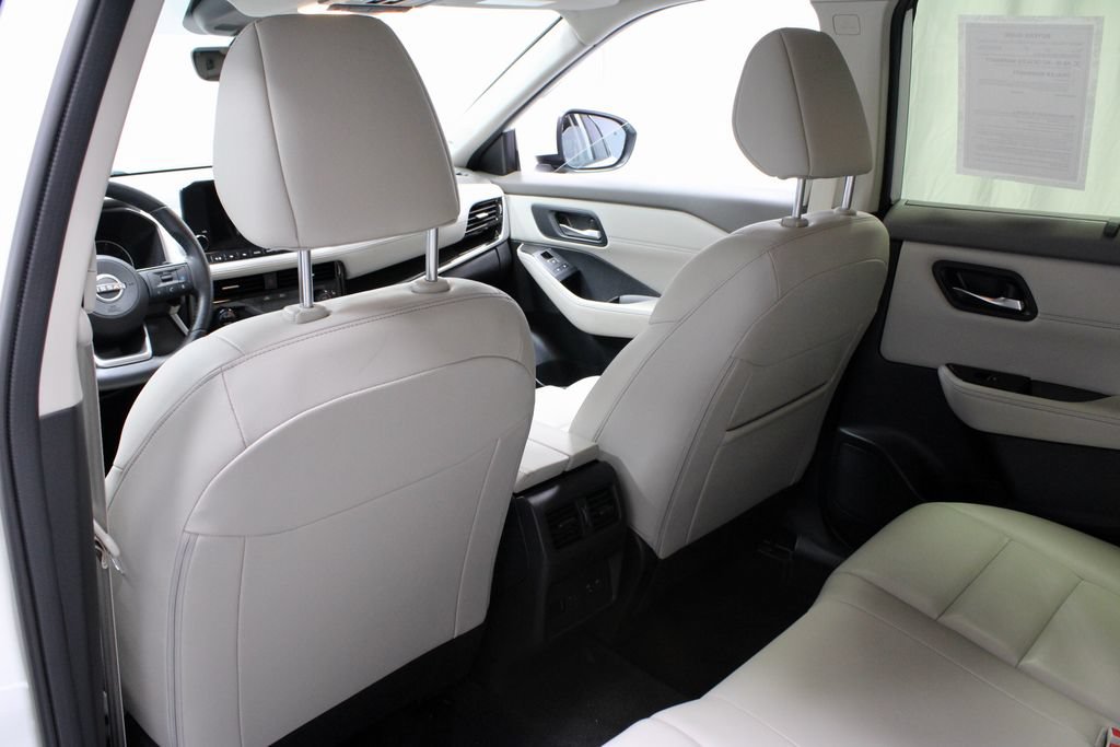 Certified 2023 Nissan Rogue SL w/ SL Premium Package AWD/4WD image 24
