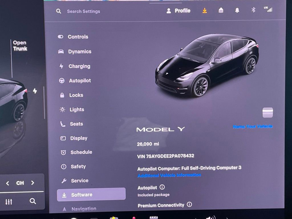 Used 2023 Tesla Model Y Long Range image 36