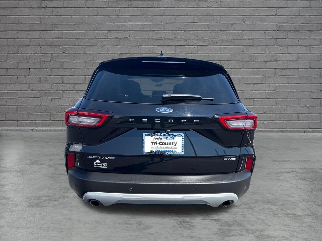 Used 2023 Ford Escape Active w/ Tech Pack #2 AWD/4WD image 6