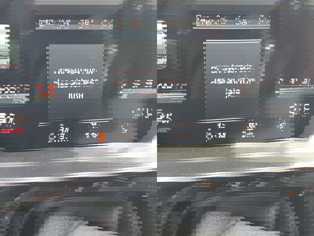 New 2025 Audi S8 image 30