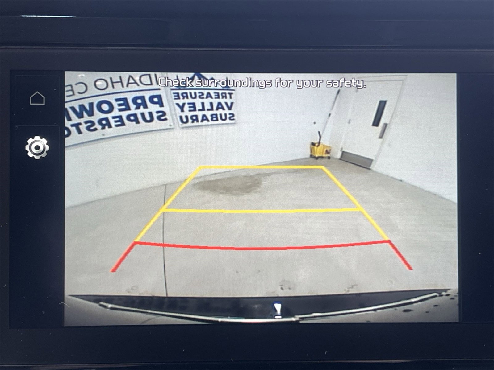 Used 2022 Kia Niro EX image 17