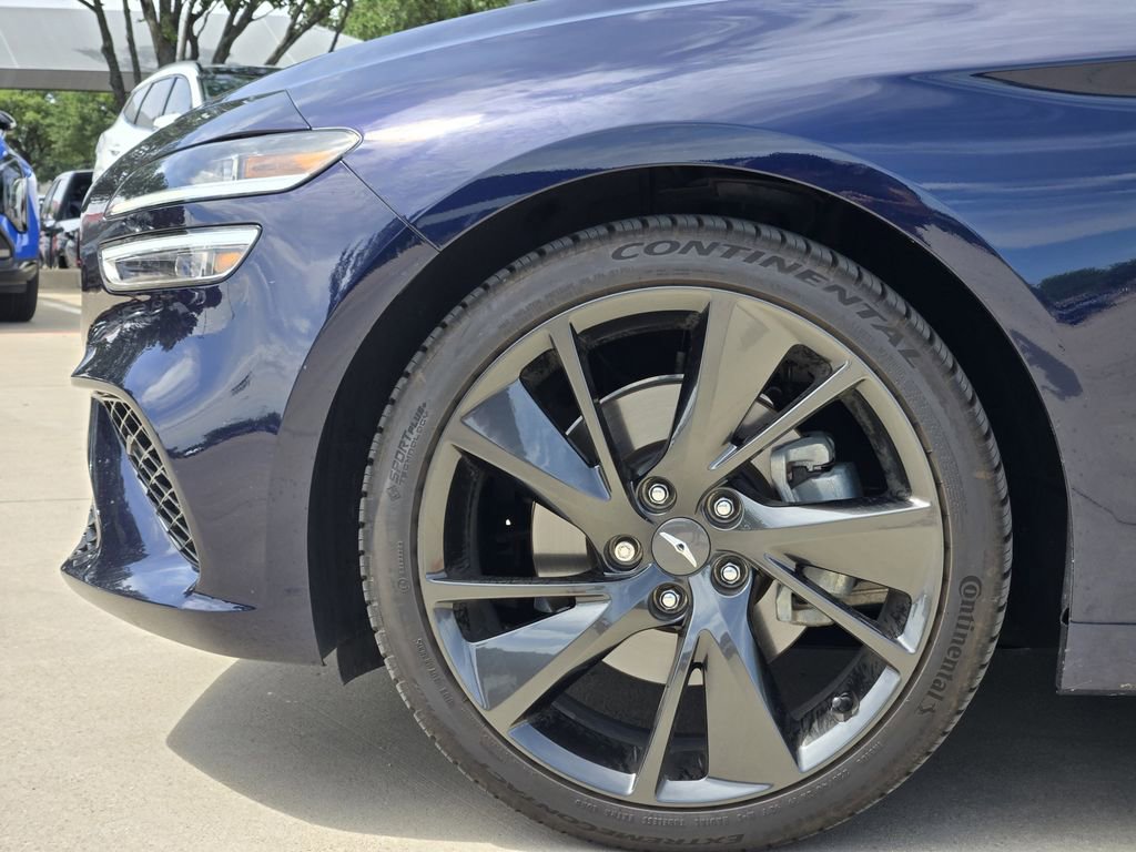 Used 2023 Genesis G70 2.0T w/ Sport Prestige Package RWD image 14
