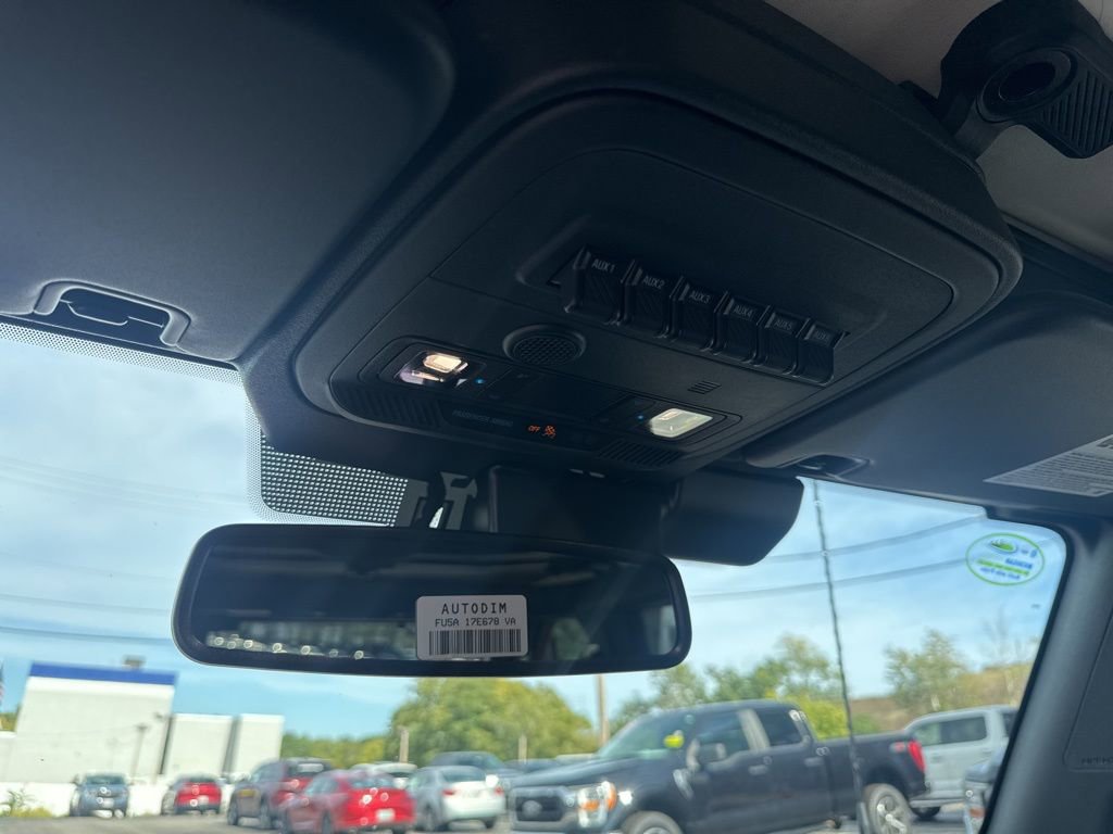 New 2025 Ford Bronco Badlands image 20