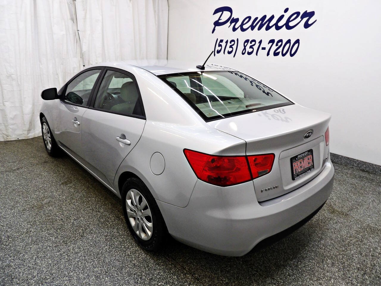 Used 2013 Kia Forte EX FWD image 4