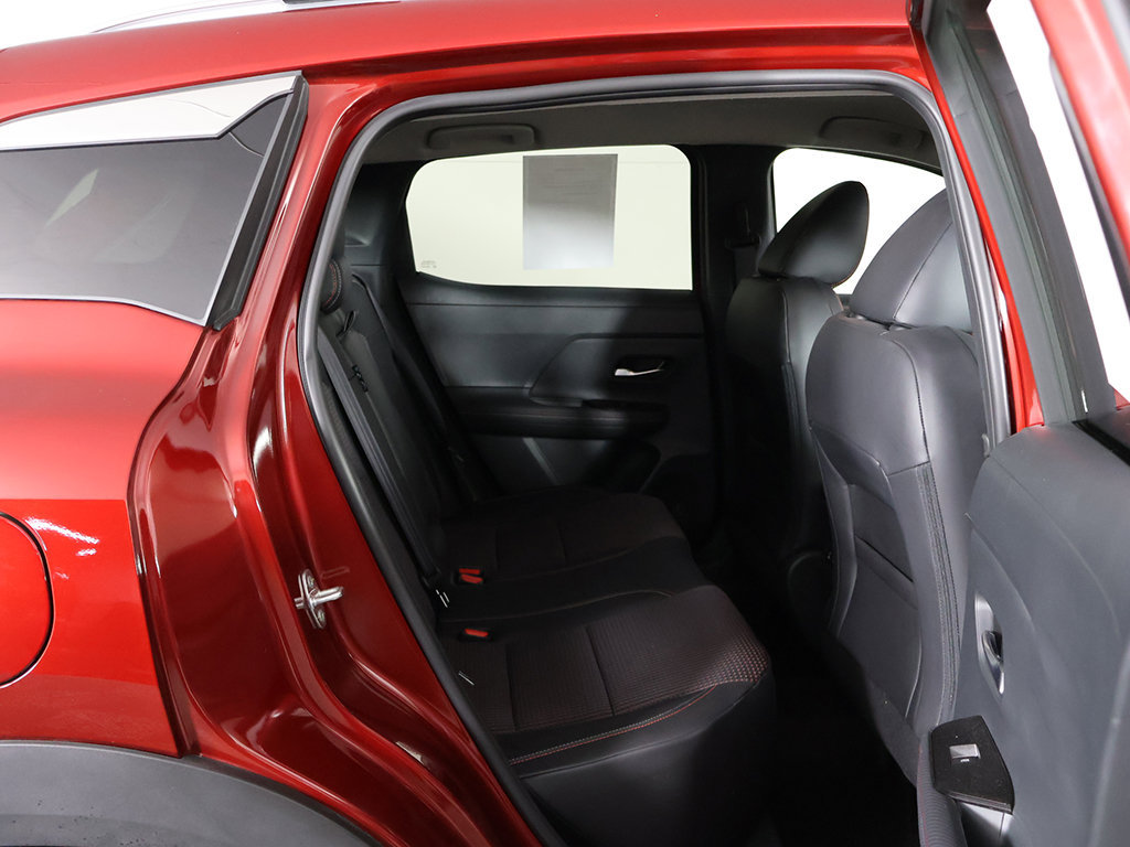 Used 2025 Nissan Kicks SR FWD image 31