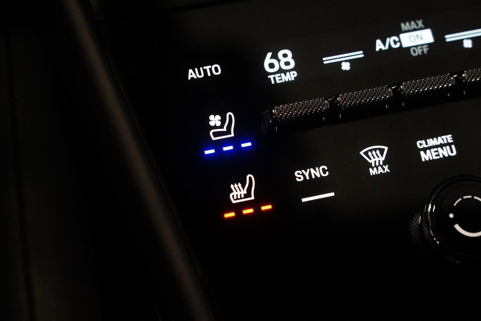 Used 2025 Porsche Cayenne Turbo GT image 30