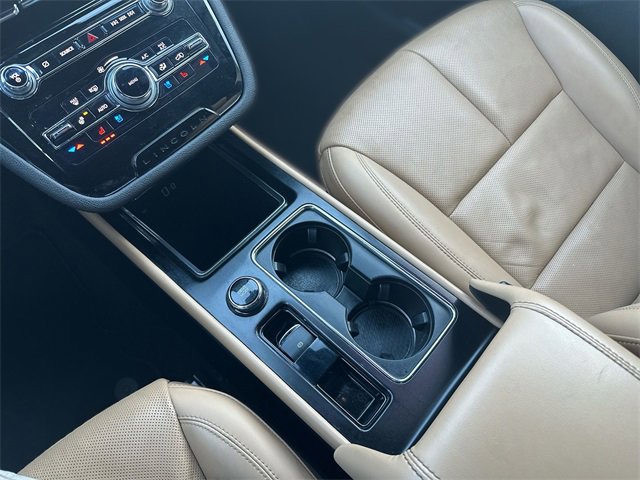 Used 2021 Lincoln Corsair Reserve w/ Elements Package image 22