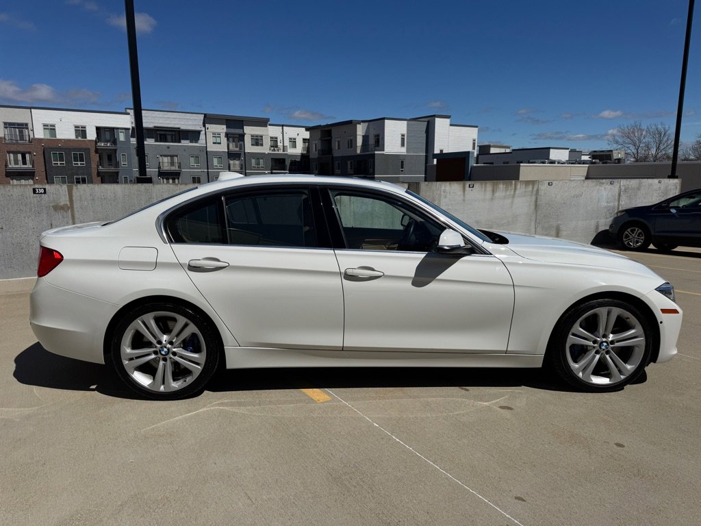 Used 2014 BMW 335i Sedan image 2