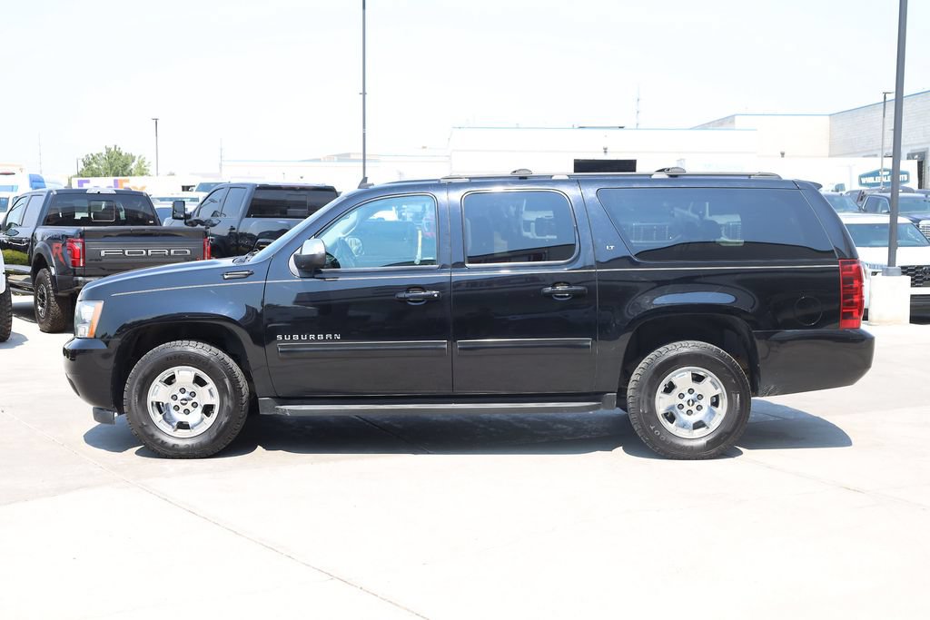 Used 2014 Chevrolet Suburban LT AWD/4WD image 3