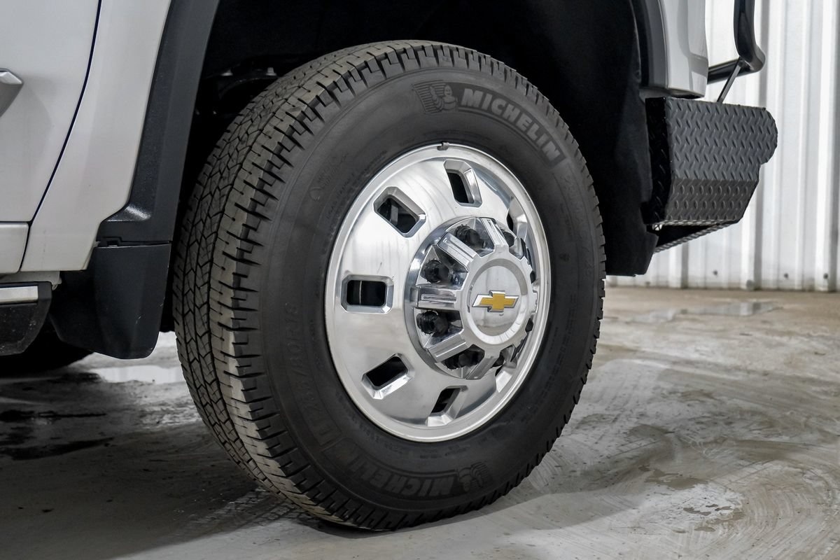 Used 2025 Chevrolet Silverado 3500 High Country w/ High Country Premium Package AWD/4WD image 61
