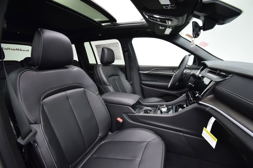 New 2026 Jeep Grand Cherokee Limited image 18