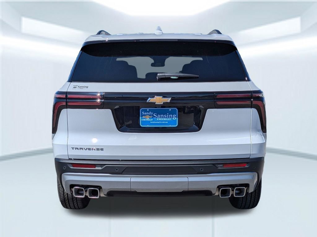 New 2026 Chevrolet Traverse LT w/ LPO, Floor Liner Package FWD image 5