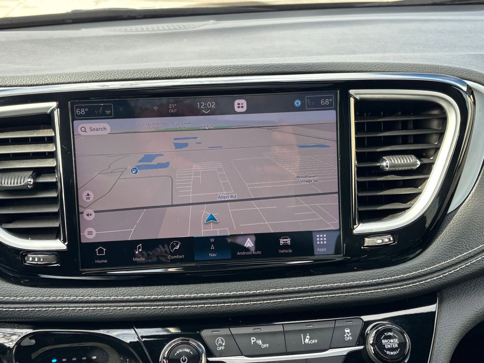 Used 2025 Chrysler Pacifica Limited image 21