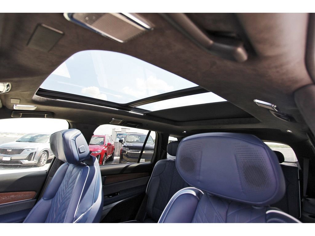 New 2026 Cadillac Vistiq Premium Luxury image 23