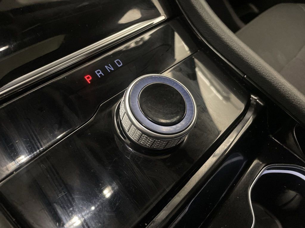 Used 2023 Jeep Grand Cherokee Laredo image 9