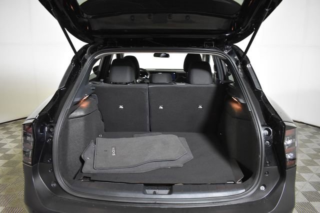 Certified 2025 Nissan Kicks SV AWD/4WD image 27