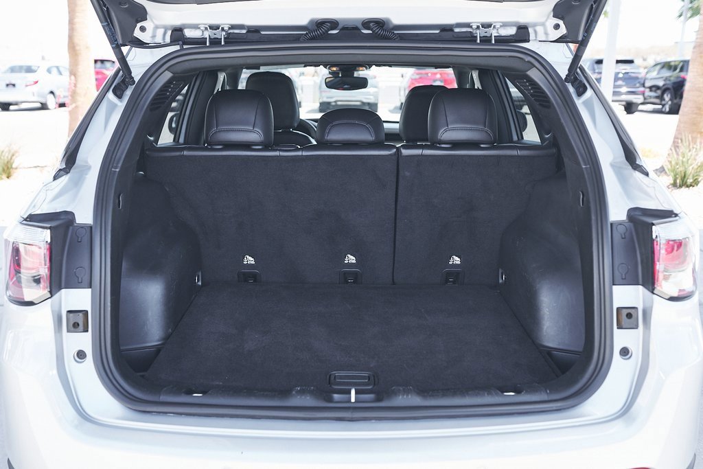 Used 2024 Jeep Compass Trailhawk image 23