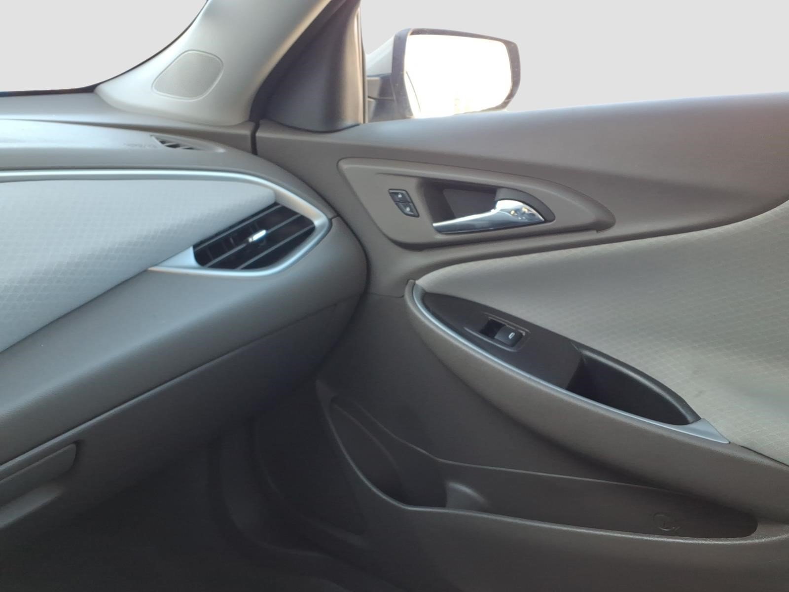 Certified 2025 Chevrolet Malibu LT FWD image 23