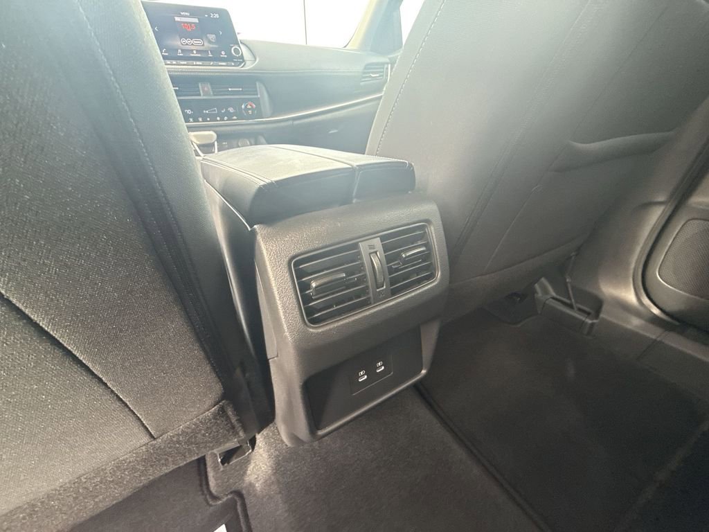 Used 2025 Nissan Rogue SV image 20