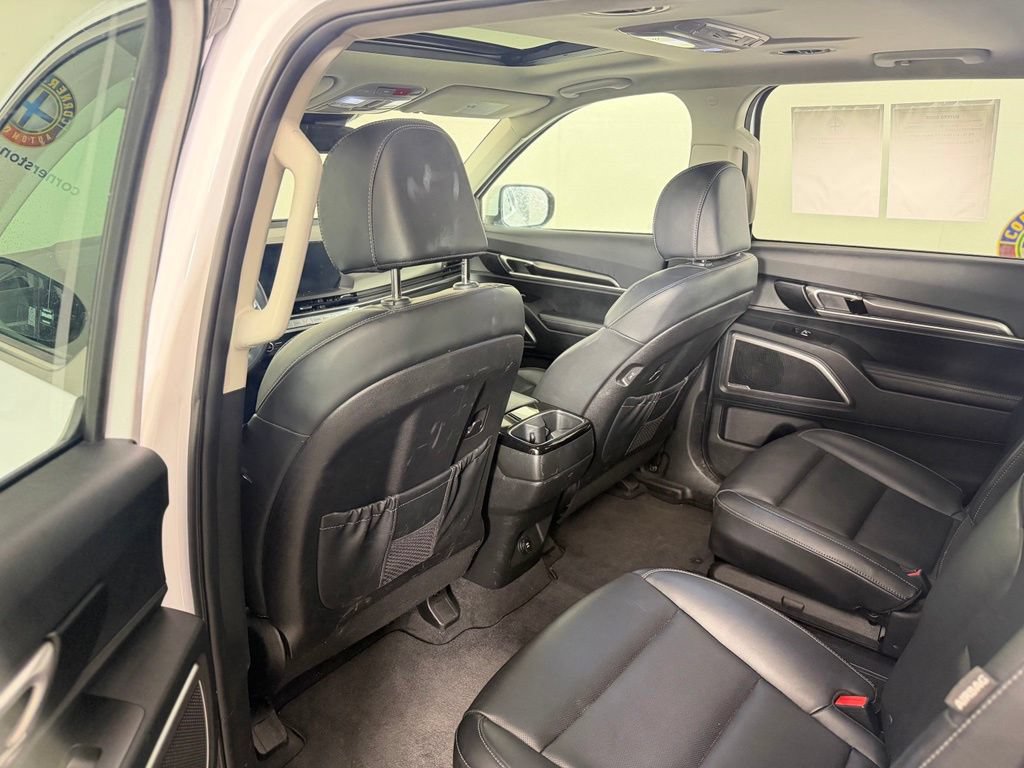 Used 2025 Kia Telluride S AWD/4WD image 15