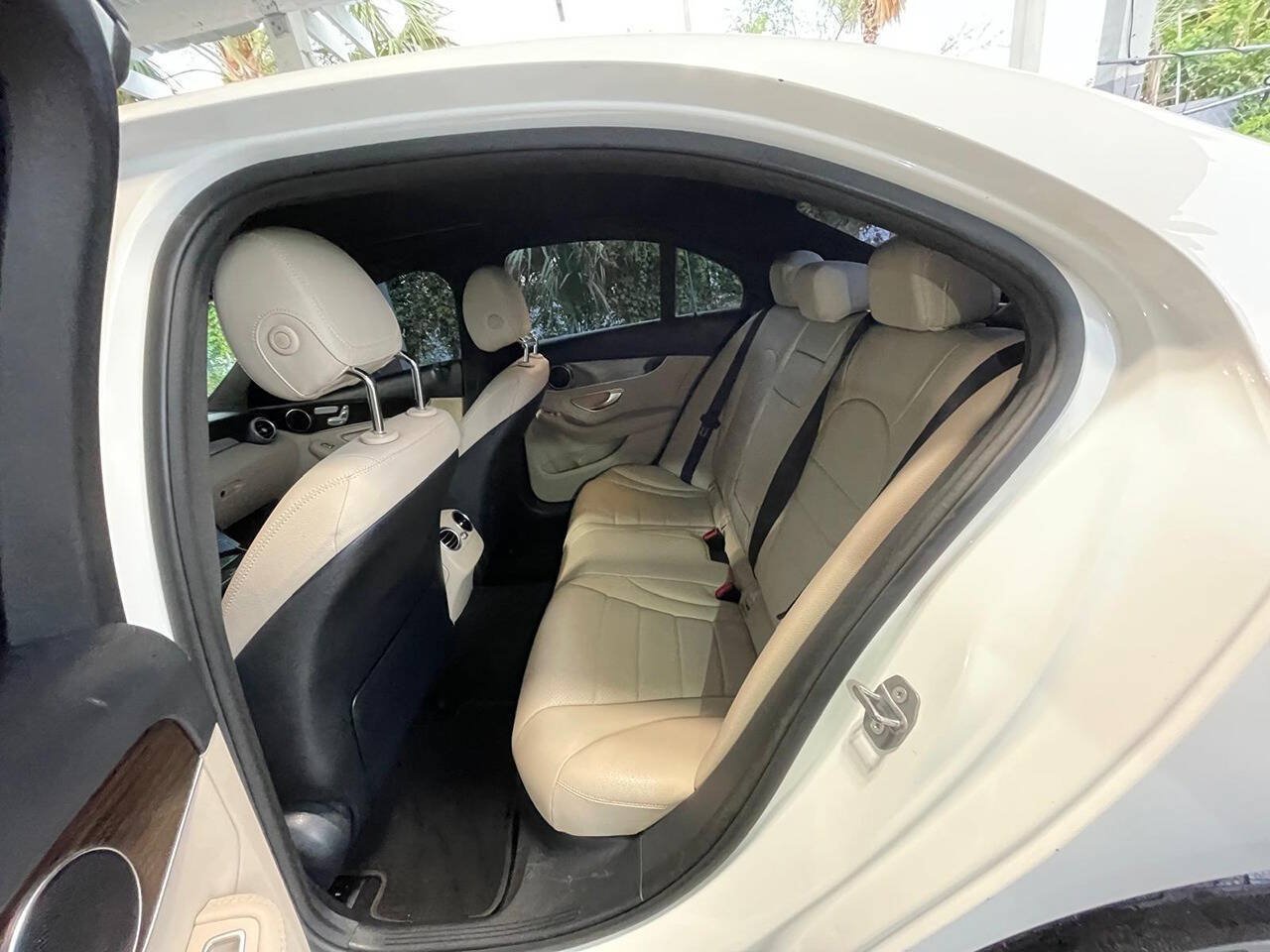 Used 2018 Mercedes-Benz C 300 4MATIC Sedan w/ Premium Package image 11