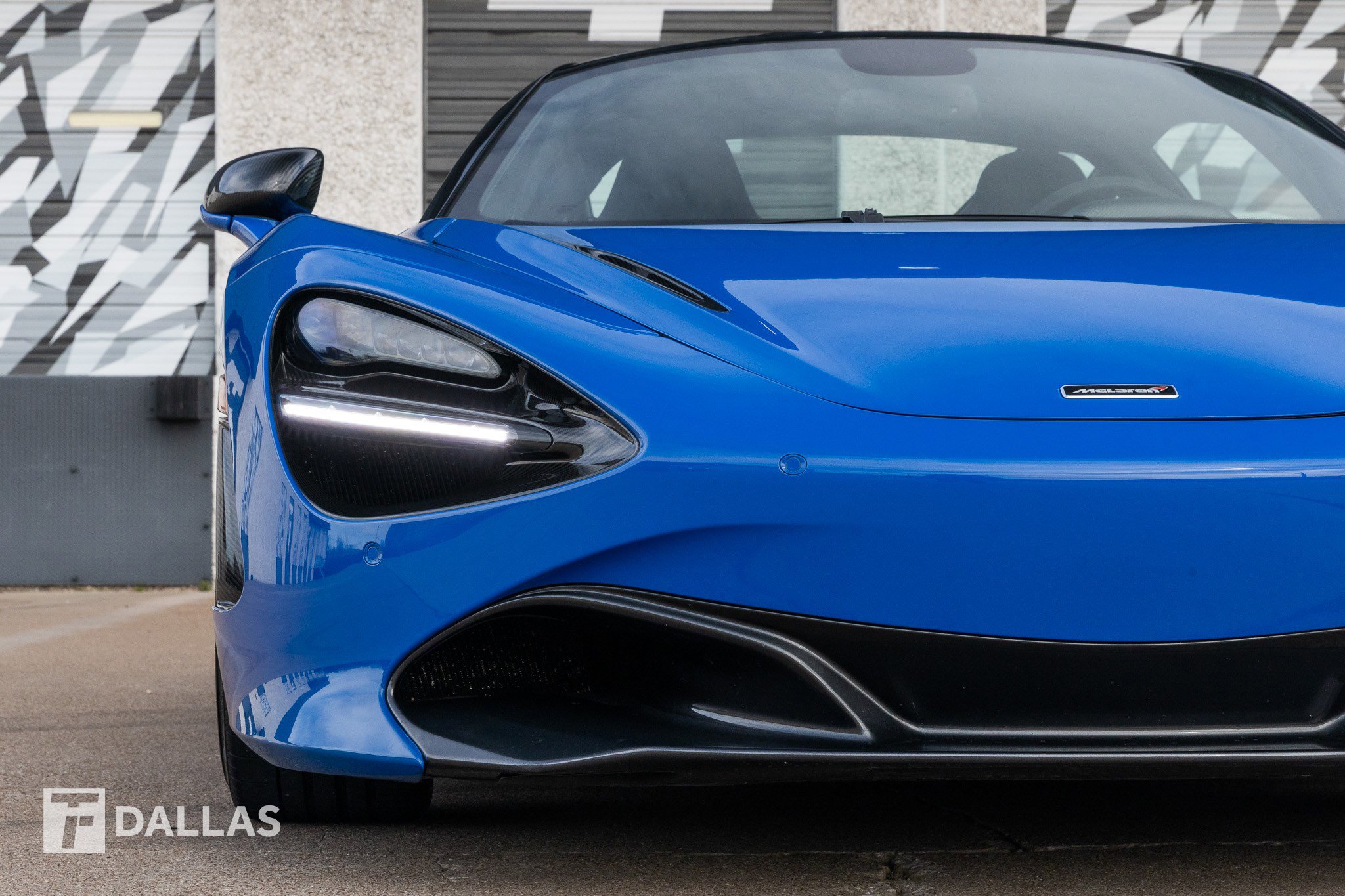 Used 2018 McLaren 720S image 6