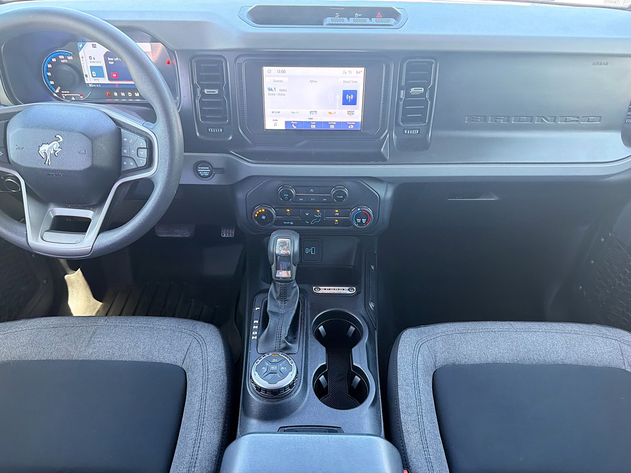 Used 2022 Ford Bronco 4-Door AWD/4WD image 19