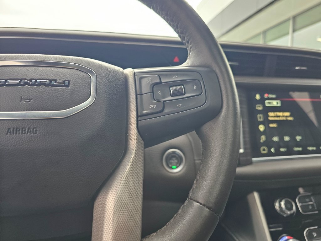 Used 2024 GMC Yukon Denali w/ Denali Reserve Package AWD/4WD image 35
