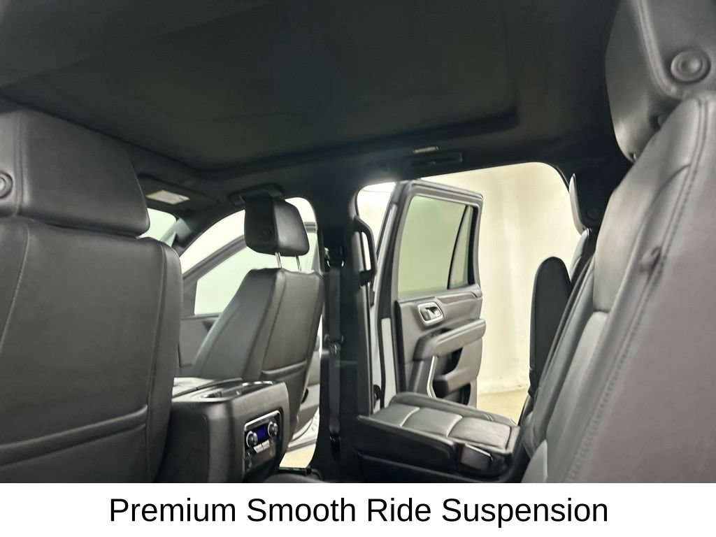 Used 2024 Chevrolet Tahoe Z71 w/ Luxury Package AWD/4WD image 35