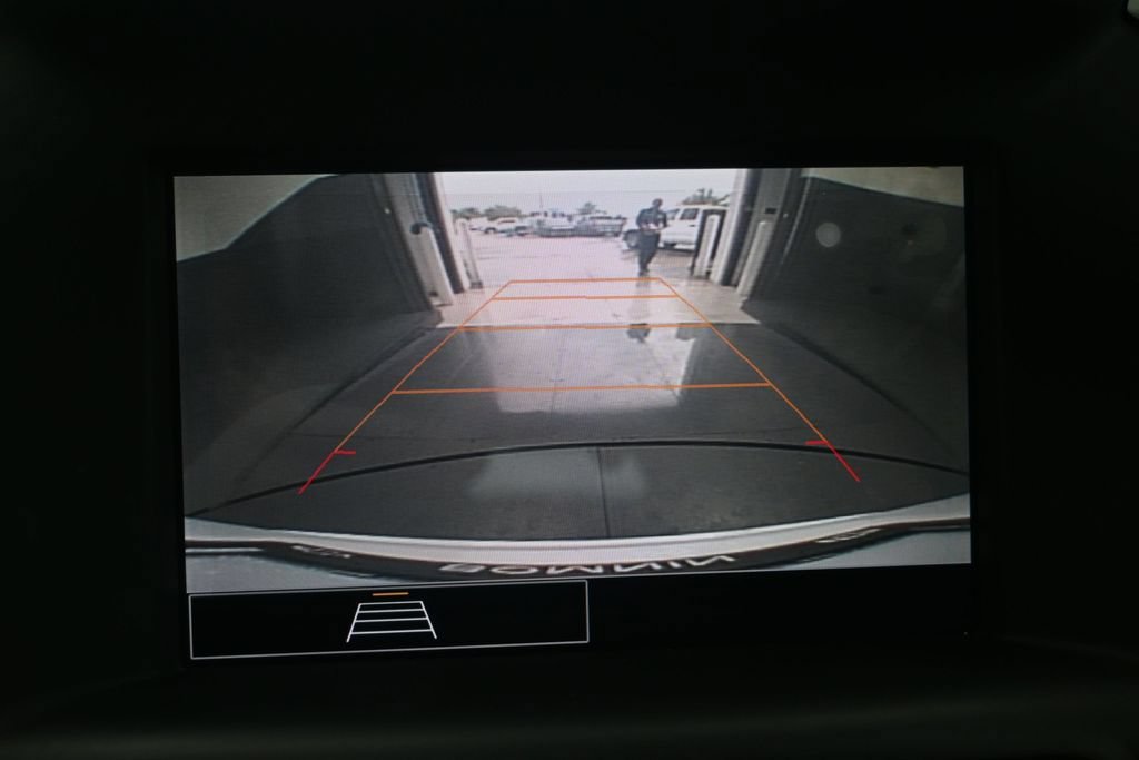 Used 2022 GMC Terrain SLE FWD image 11
