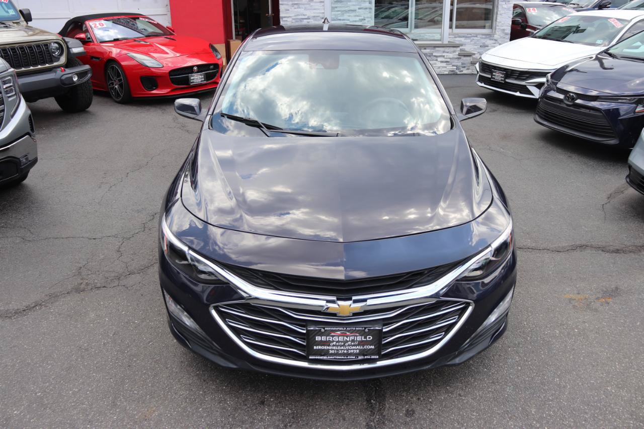 Used 2025 Chevrolet Malibu LT FWD image 9