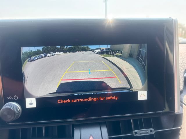 Used 2025 Toyota RAV4 XLE FWD image 16