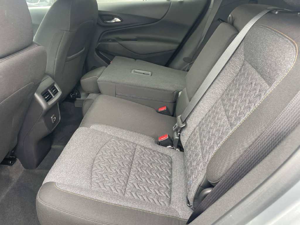 Used 2024 Chevrolet Equinox LT AWD/4WD image 15