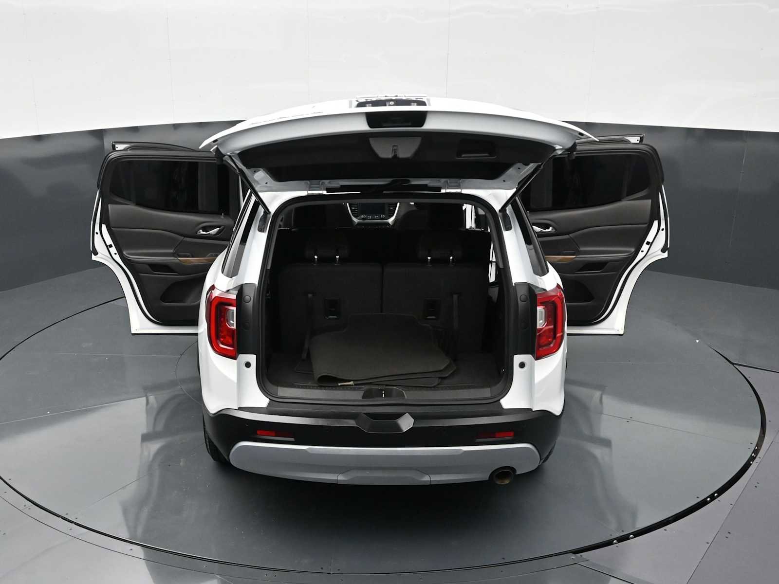 Used 2020 GMC Acadia SLE FWD image 35