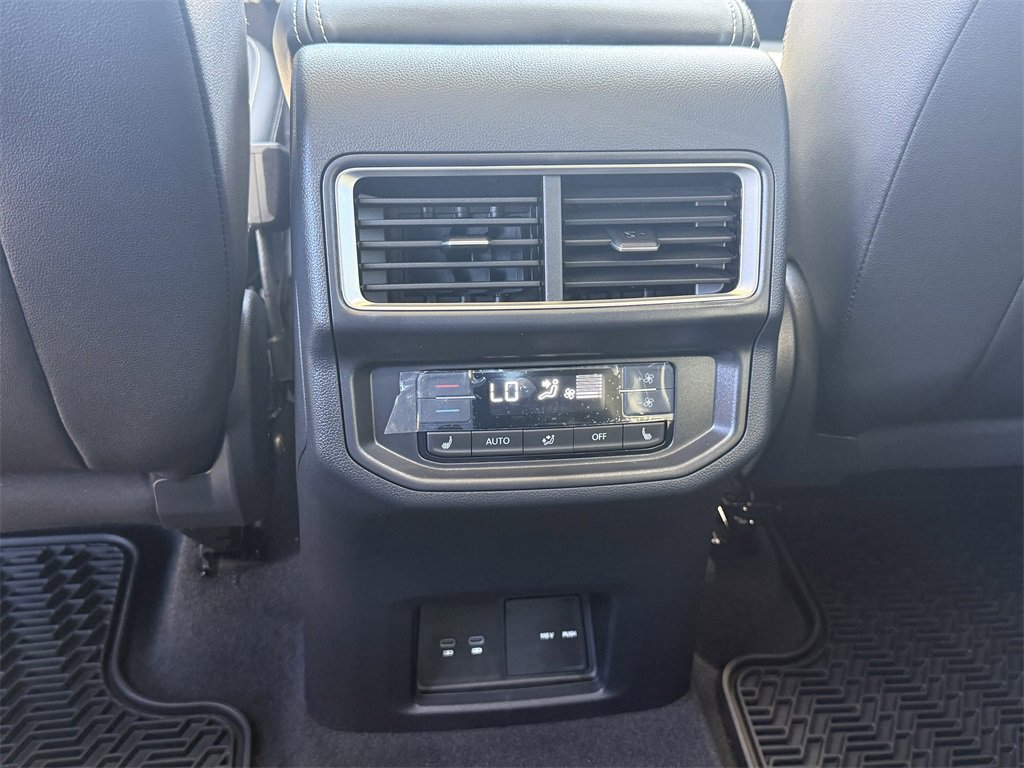 New 2026 Volkswagen Atlas SEL image 25