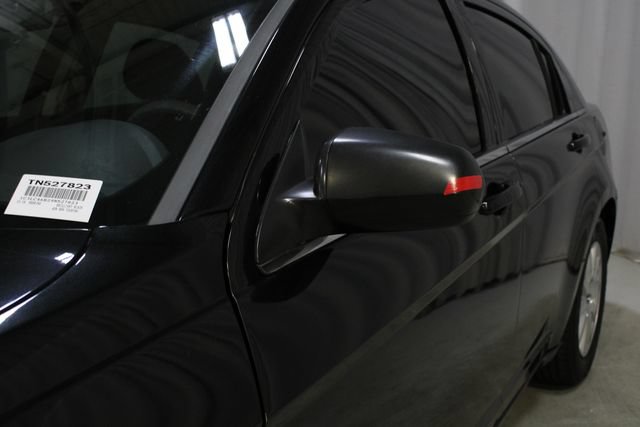 Used 2009 Chrysler Sebring LX FWD image 32