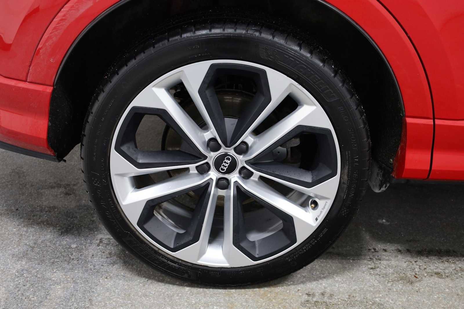 Used 2020 Audi Q3 2.0T Premium Plus w/ Premium Plus Package image 36