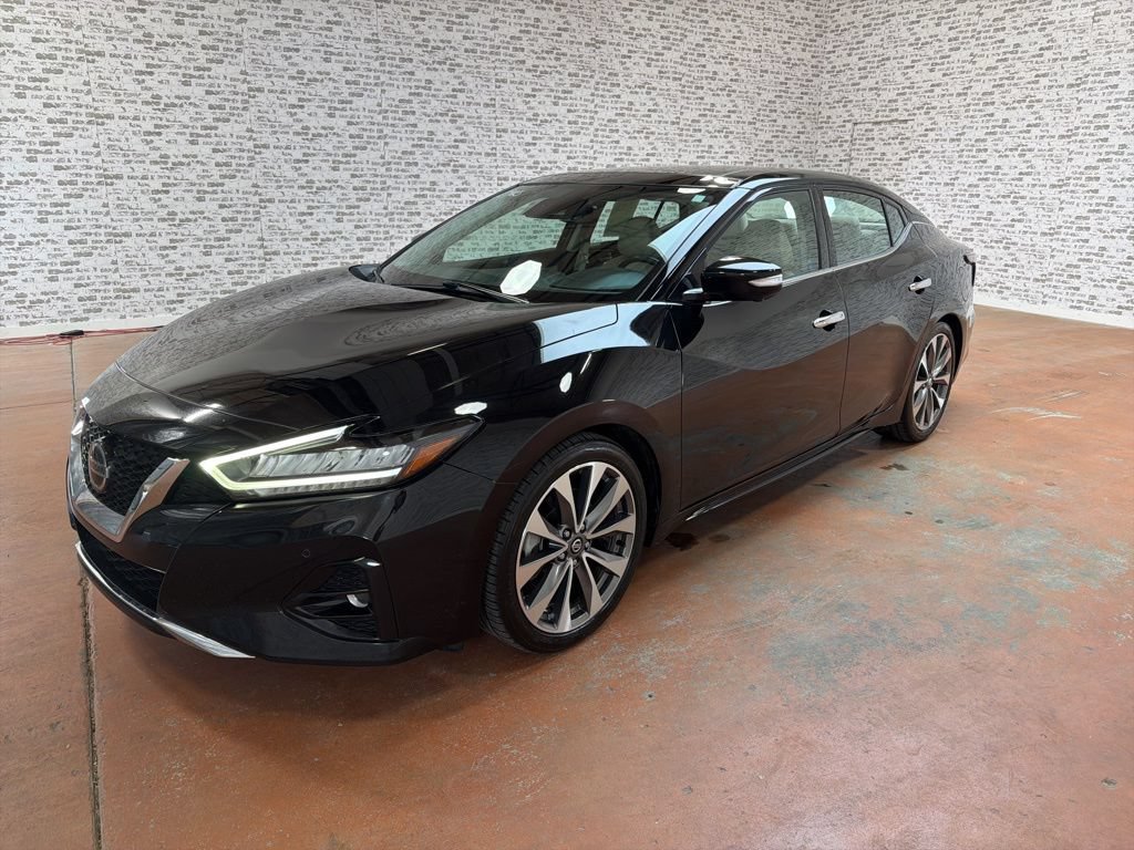 Used 2022 Nissan Maxima Platinum w/ Sport Mat Group FWD image 3