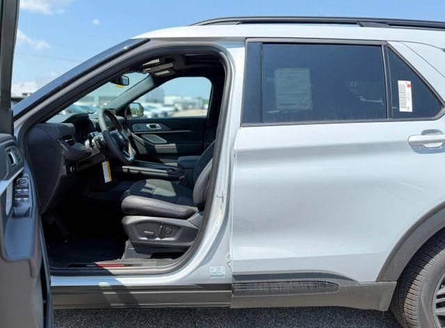 New 2026 Ford Explorer ST w/ Sun And Sound Package AWD/4WD image 12