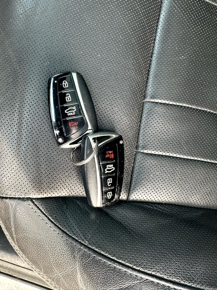 Used 2016 Hyundai Genesis 3.8 w/ Option Group 02 image 22