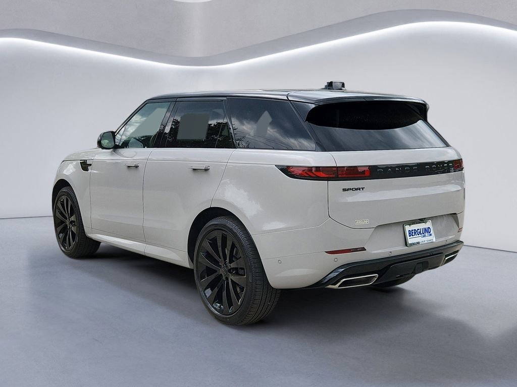 New 2026 Land Rover Range Rover Sport Dynamic SE AWD/4WD image 3