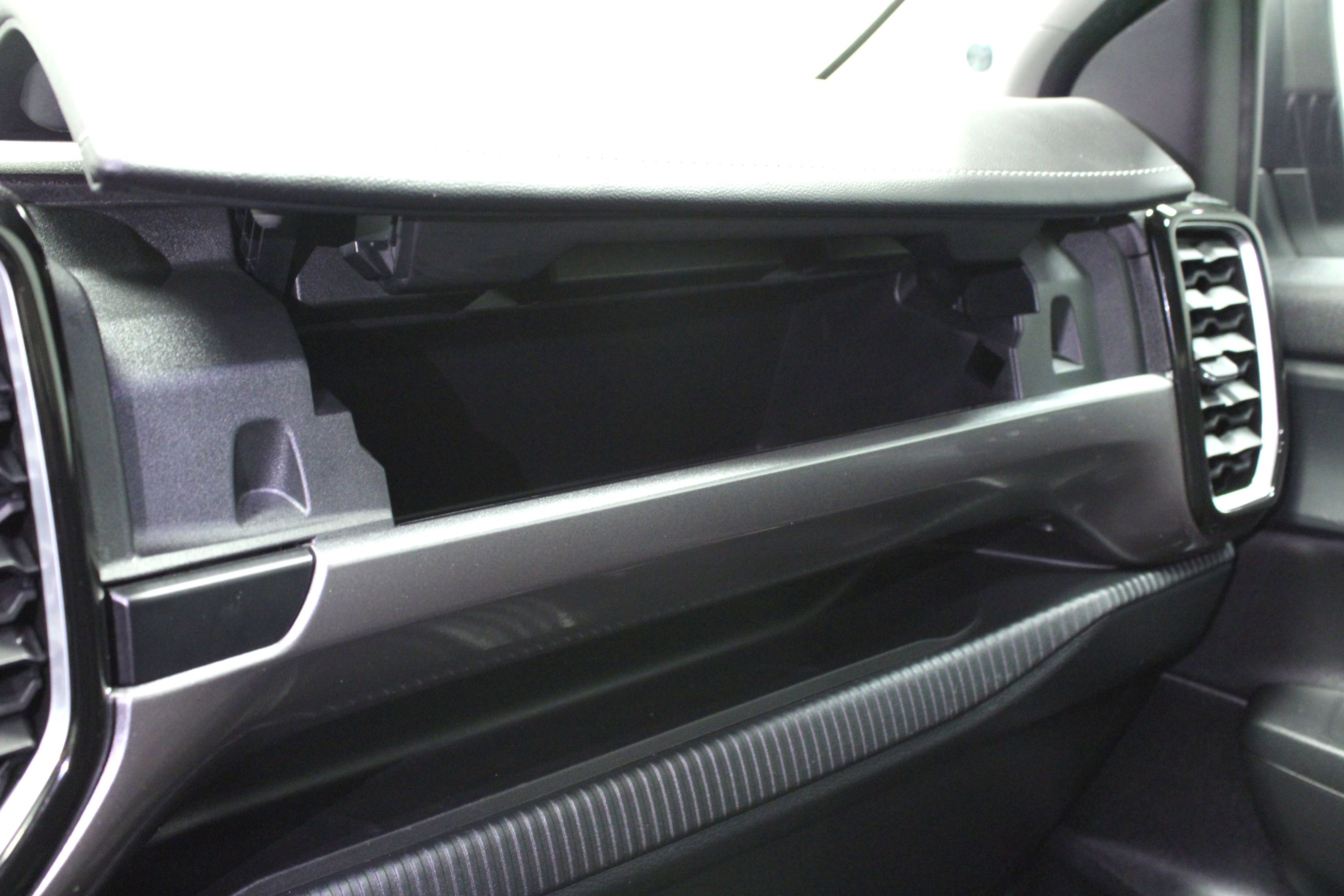 Used 2024 Ford Ranger Lariat w/ FX4 Off-Road Package image 26